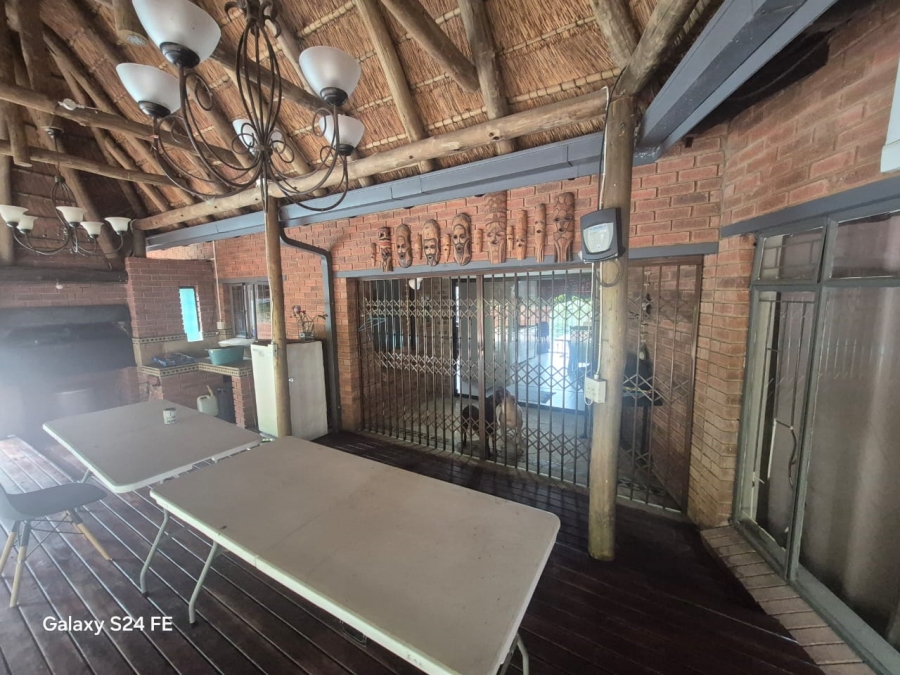 4 Bedroom Property for Sale in Safari Gardens North West